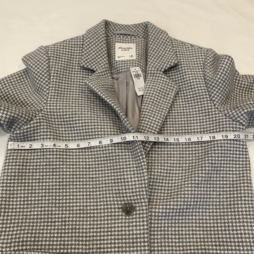 NWT Abercrombie & Fitch Wool Blend Houndstooth Tailored Top Coat in Grey Medium
